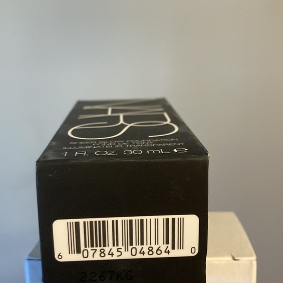 NARS Sheer Glow Foundation Medium 3.5 Vanuatu — BRAND NEW, SEALED - Picture 10 of 13